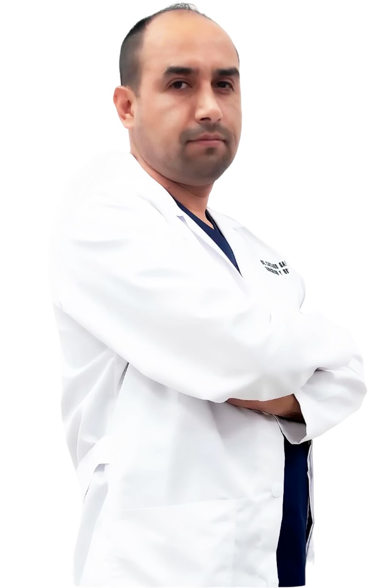 Foto del Dr. Santiago Gallegos, especialista en Ginecología avanzada